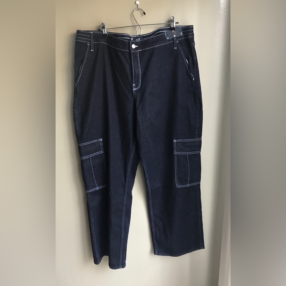 Hollister High-Rise Dark Wash Cargo Jeans